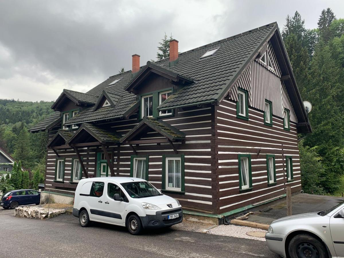 Penzion Zelene Udoli Janske Lazne Exterior foto